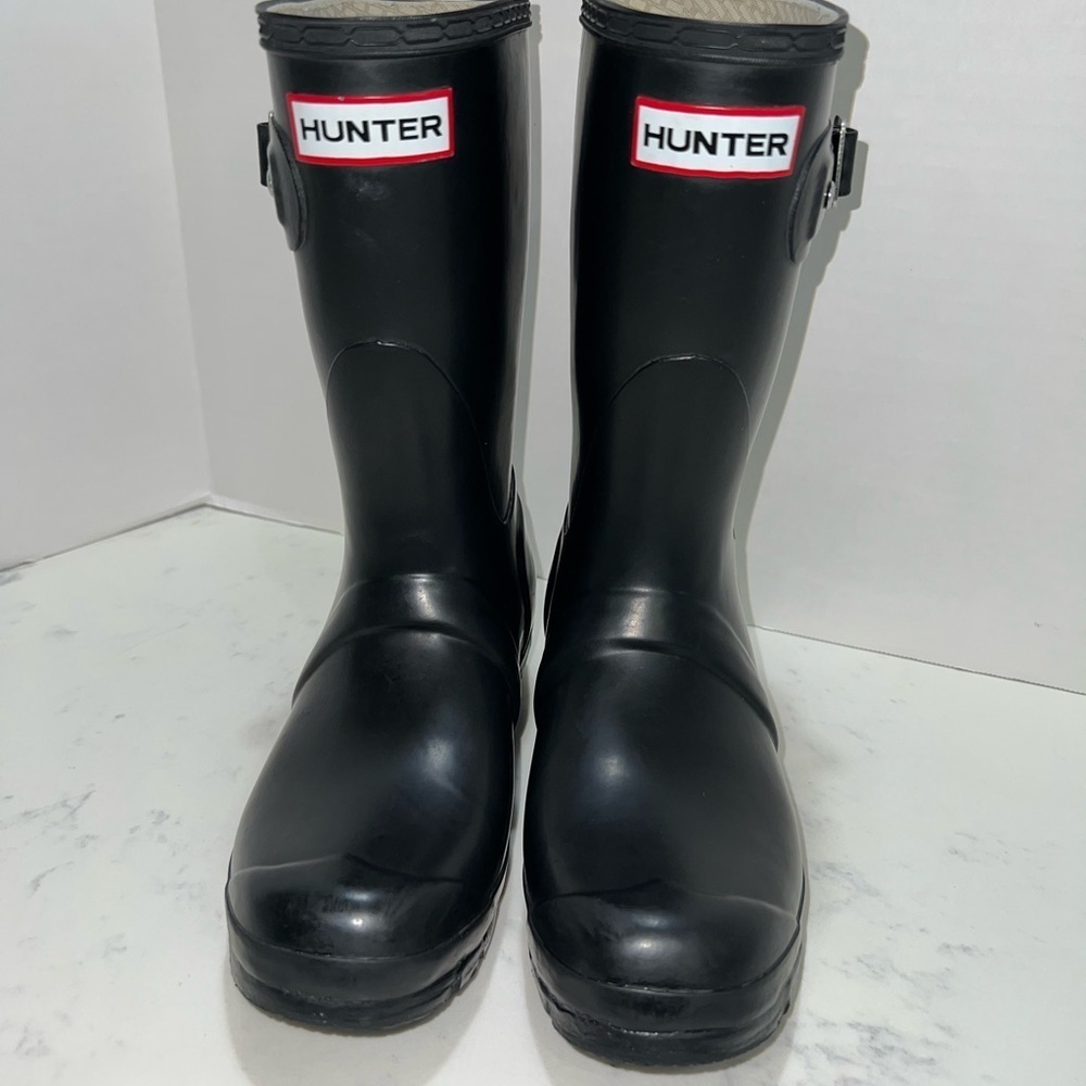 ‼️🚨SOLD ‼️🚨Hunter Black Rain Boots - Picture 4 of 15